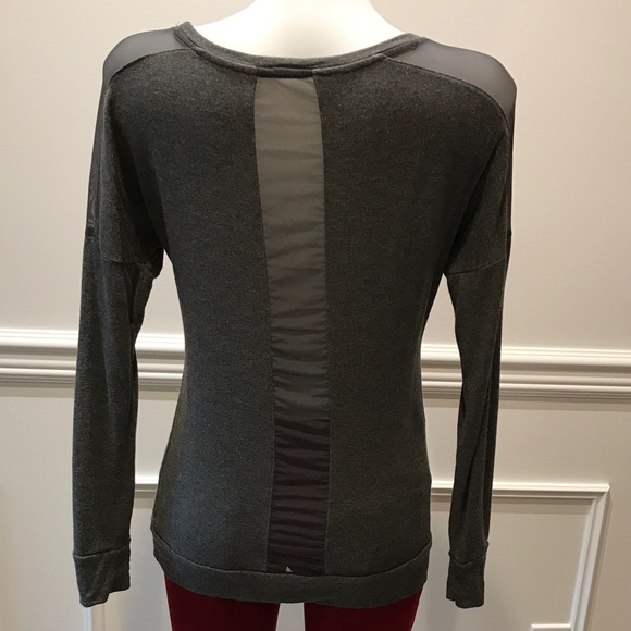 Fun yoga or wear around town shirt. - Picture 2 of 6